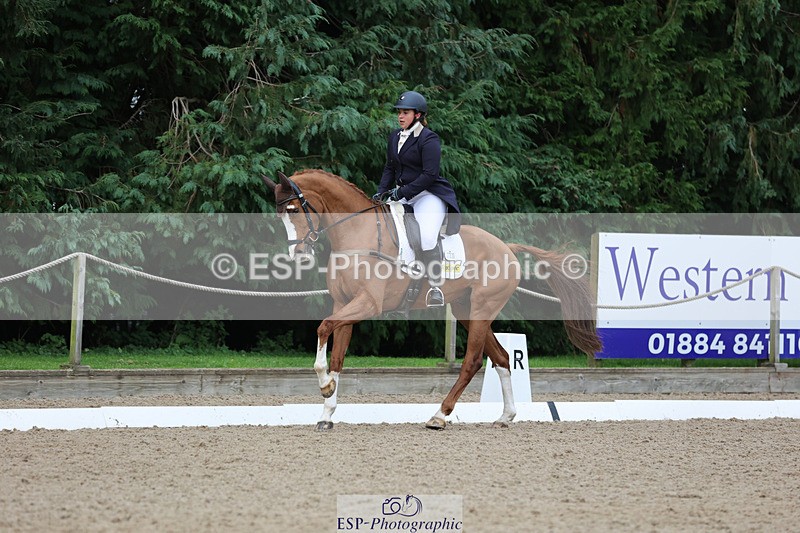 241024-151140-04767 - 230-Harriet.Dickin-PULL.YA.SOCKS.UP