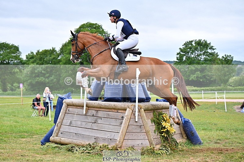 250524A-120515-10084 - B-313-Cosby.Green-ESPRIT.DE.FEU