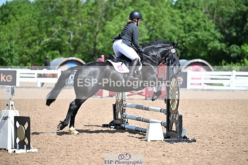 260523-111434-00306 - Cls 16+17 Club and Schools 70cm