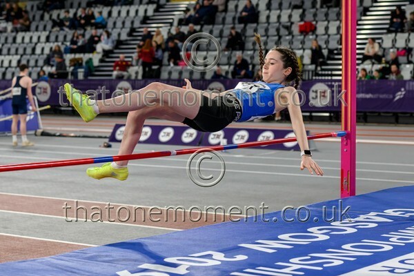 AgeInd25SUN-913814 - Field Female