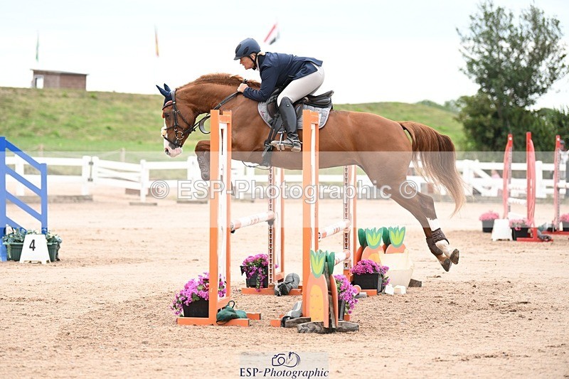 250727-083604-08549 - Cls 31 British Novice and 90cm