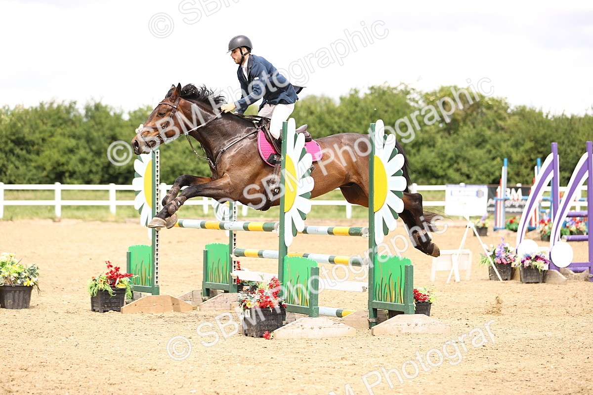 SBM_007318 - Class 18 - Senior 1.05m