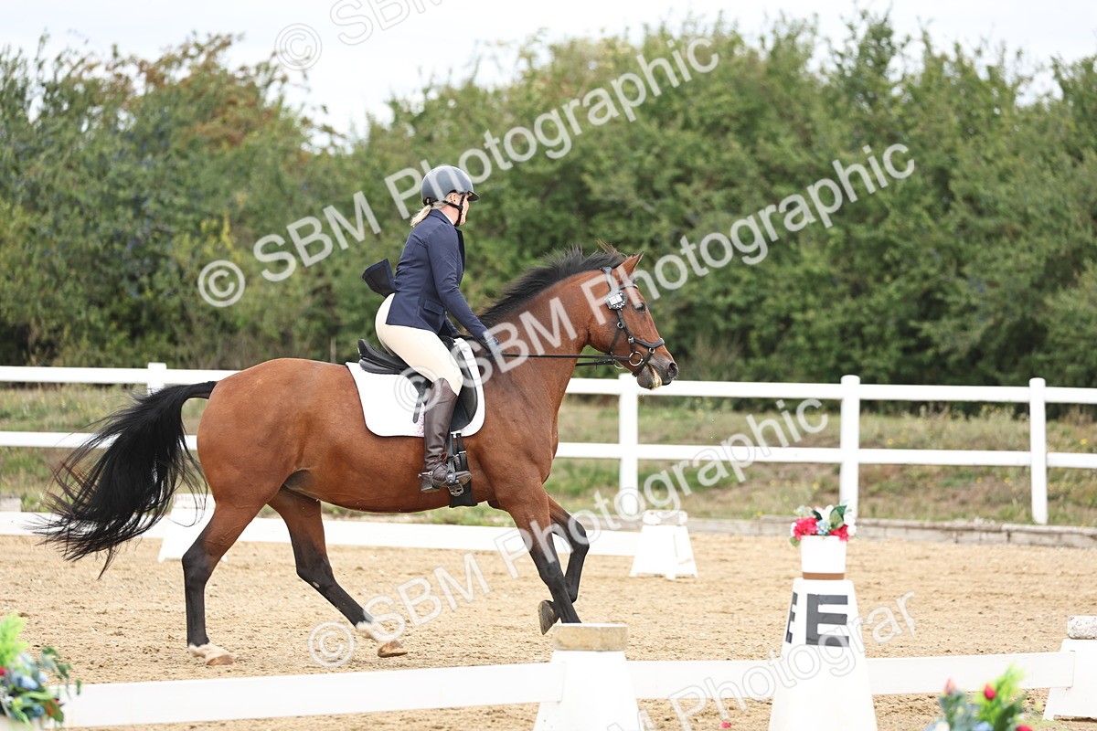 SBM_002576 - Class 7 - Novice 2 Warm Up