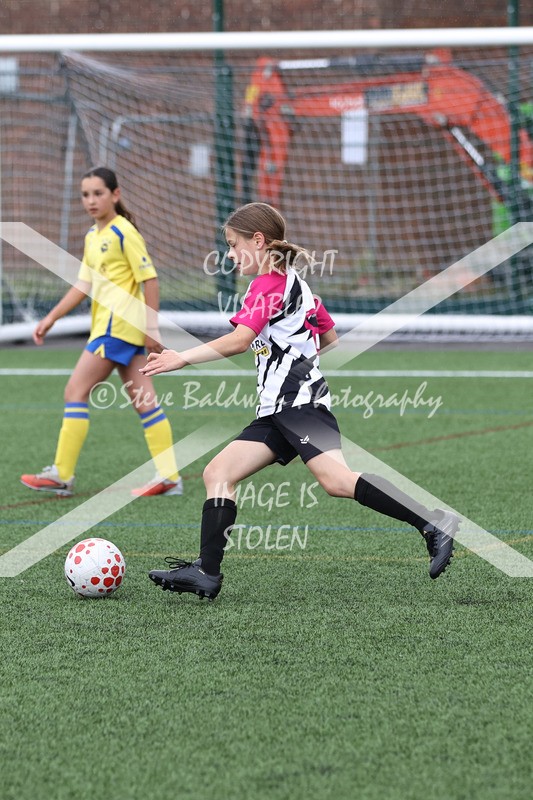 1DX31333 - Sat 6th U12 Girls