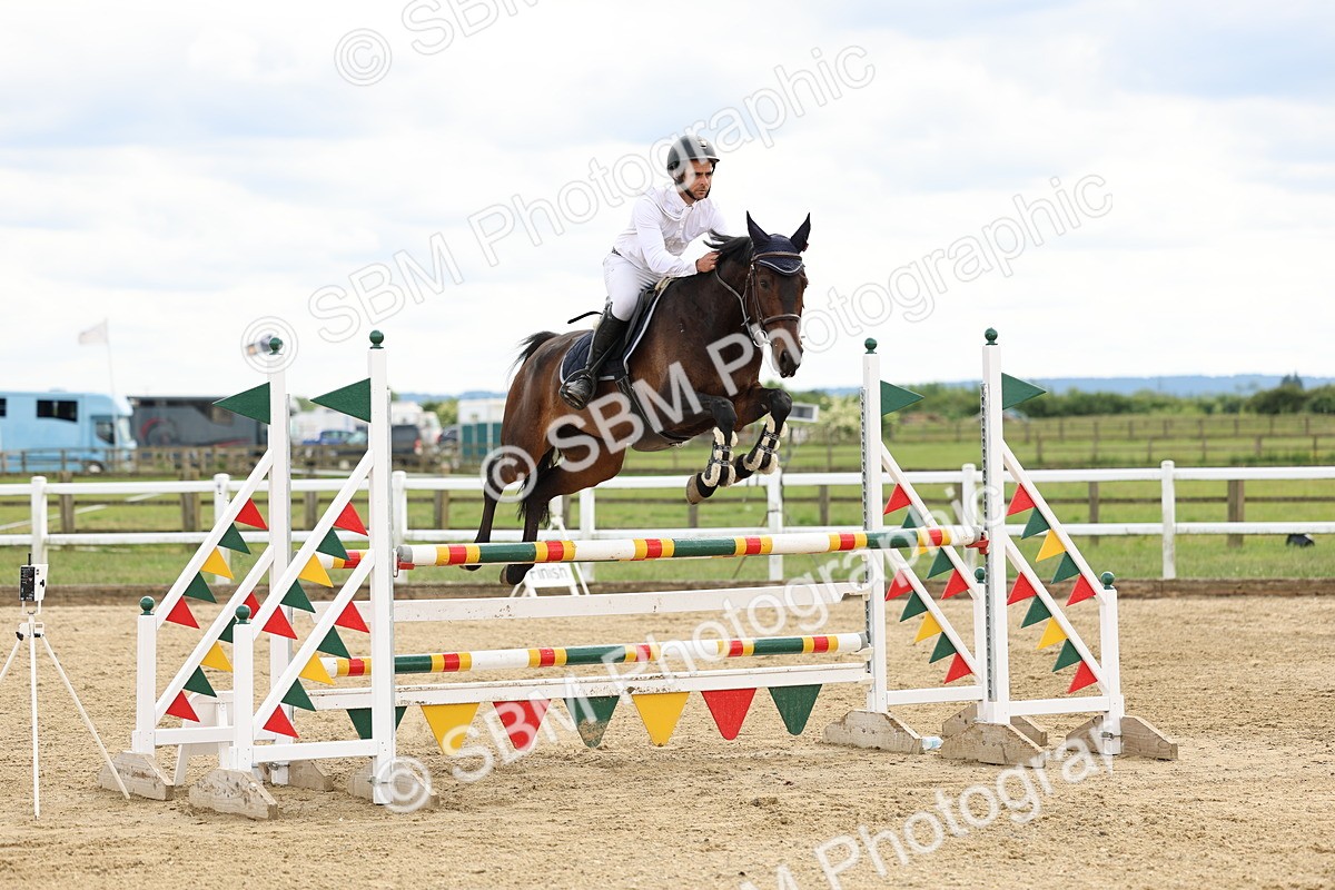 SBM_006156 - Class 19 - Senior Newcomers - 1.10m