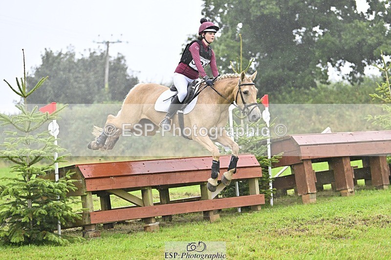 240901A-161547-11064 - 524-Kate.Hicks-SWALLOWCROFT.STARDUST