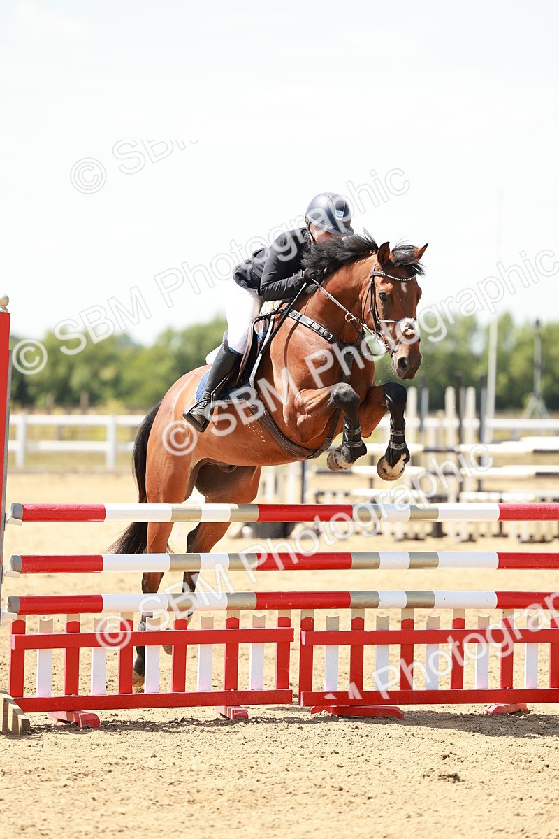 SBM_007515 - Class 3 - Senior Newcomers - 1.10m Open