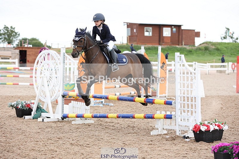 240630A-181355-16344 - Cls 28 Stepping Stones 128cm + 138cm