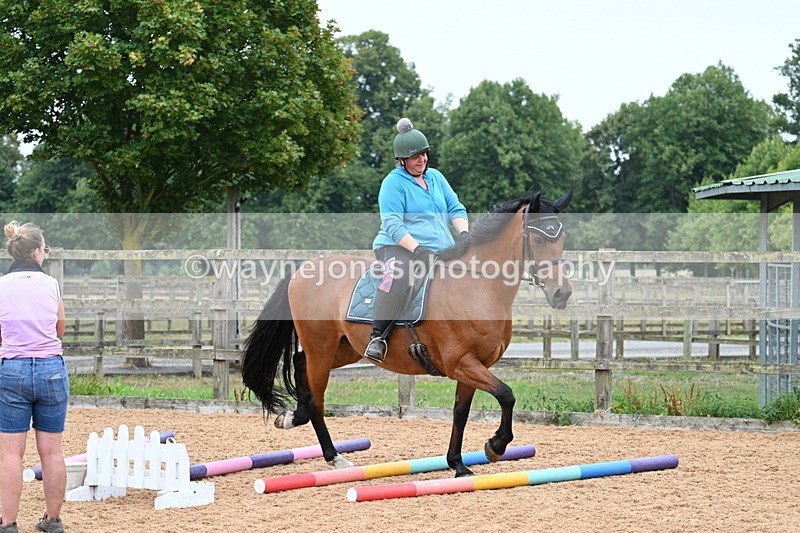 WJ7_8234 - Poles 11:00am