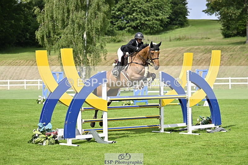 250613A-101655-00365 - Cls 1 Snr Newcomers and 1.10m Open