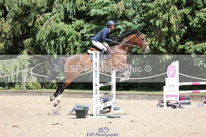 250703A-135932-05125 - Cls 8 95cm Amateur Qualifier