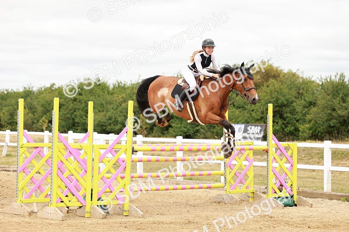 SBM_017702 - Class 21 - Senior Newcomers Championship 2d Rd
