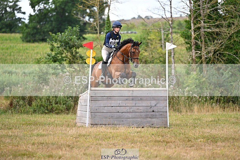 250803A-154058-16068 - O-683-Katie.Corbin-SPORTSFIELD.U2