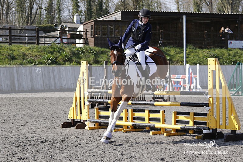 _EST2111 - Bourne Valley Riding Club Winter Showjumping 27/03/22