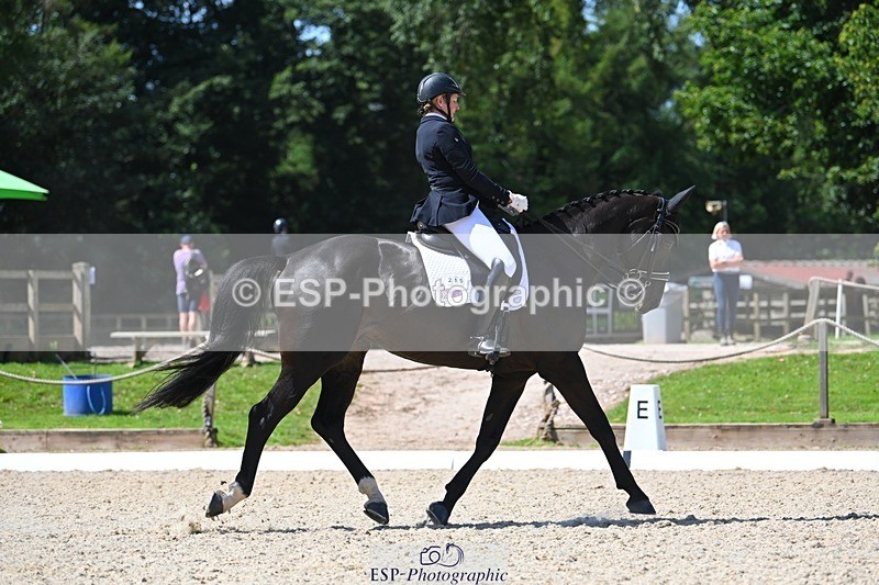 230811-122545-01279 - Cls 4 Adv Medium Silver