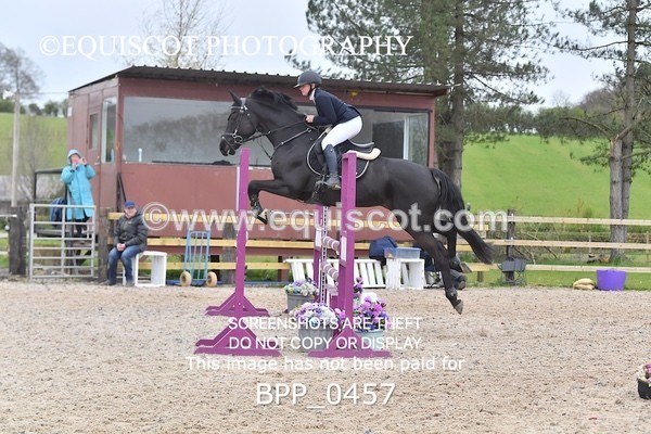 BPP_0457 - CLASS 4 FRI Senior Newcomers/ 1.10m Open