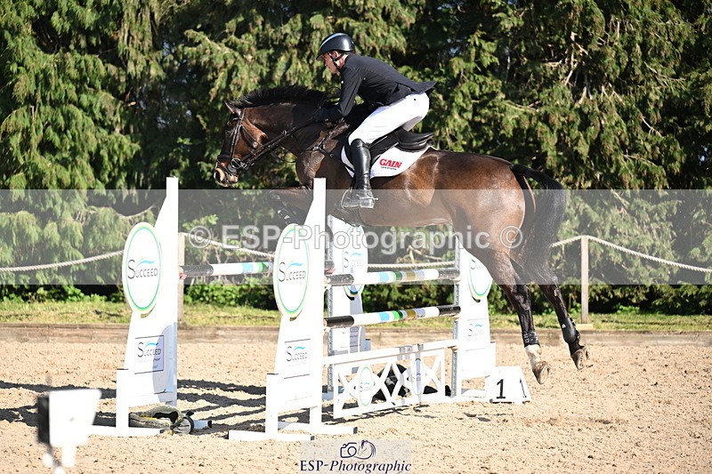 260321A-144523-00976 - 6 Foxhunter 1m 20 Open