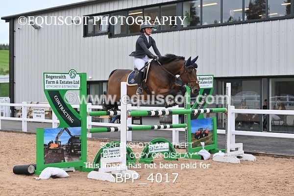 BPP_4017 - CLASS 17 SUN Senior Foxhunter/1.20m Open