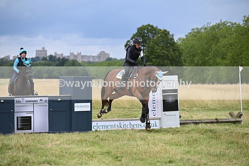 WJ6_3172 - Time at Jump 11:06 to 11:40