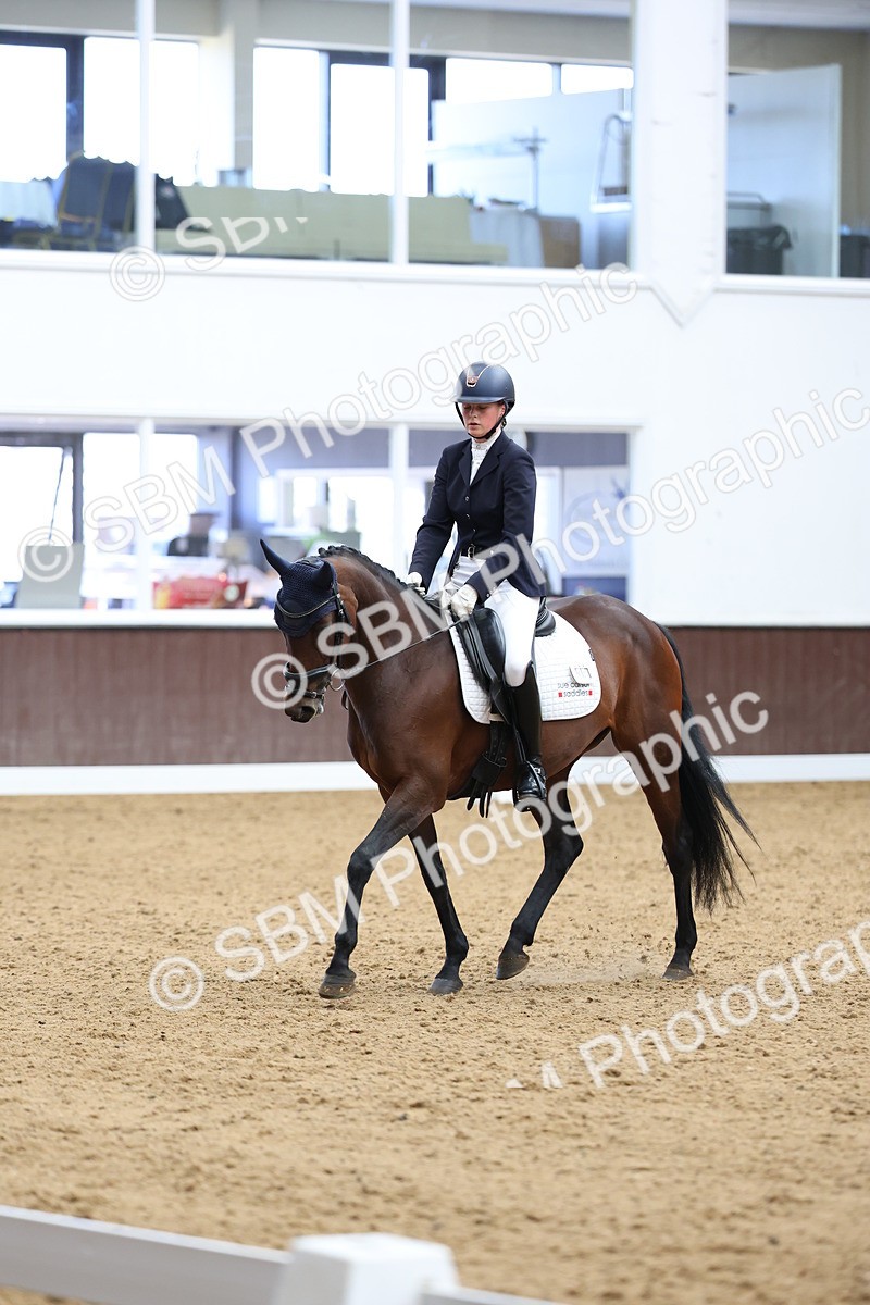 SBM_016568 - Class 16 - Novice FSM - 11.50-12.38