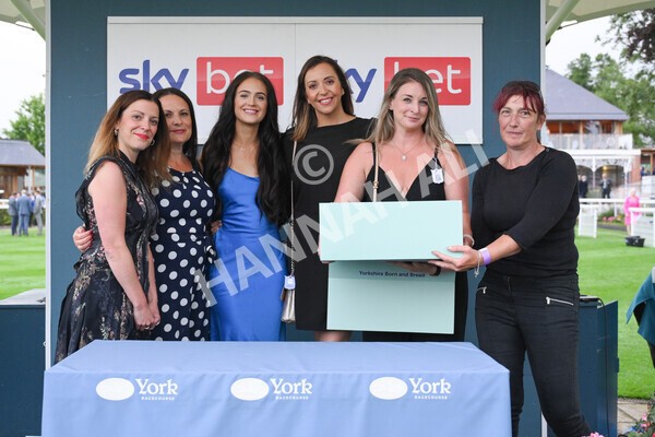 yr22072022r7-58 - Race 7 8.25pm The Sky Bet Go-Racing-In-Yorkshire Summer Festival Stakes