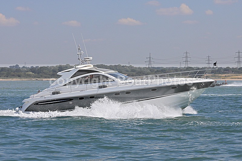 180715 NO BANANAS - FAIRLINE TARGA 52 1Y3A2207_Edit - 180715 NO BANANAS - FAIRLINE TARGA 52