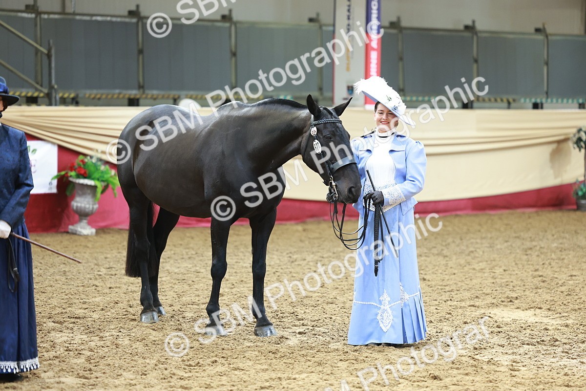 SBM_12126 - Class 103 - IH Costume