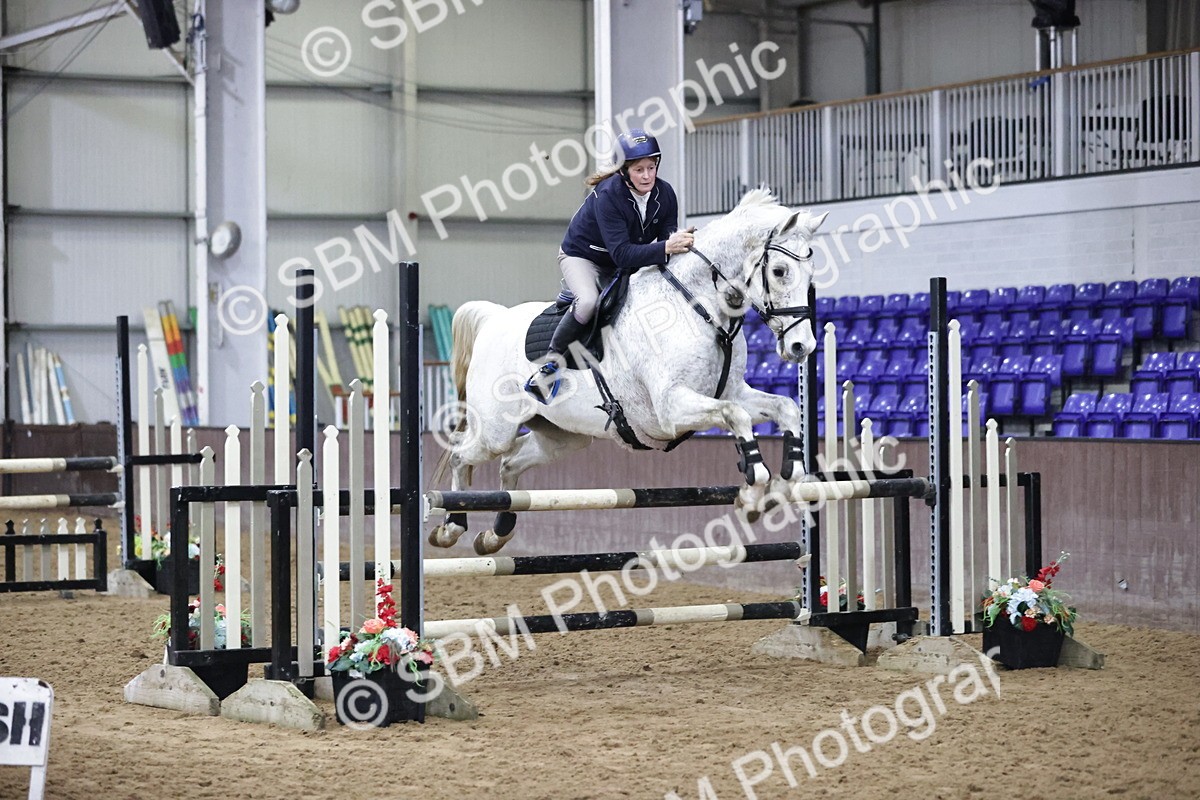 SBM_001005 - Class 3 - Nupafeed Supplements Senior Discovery/ 1m Open