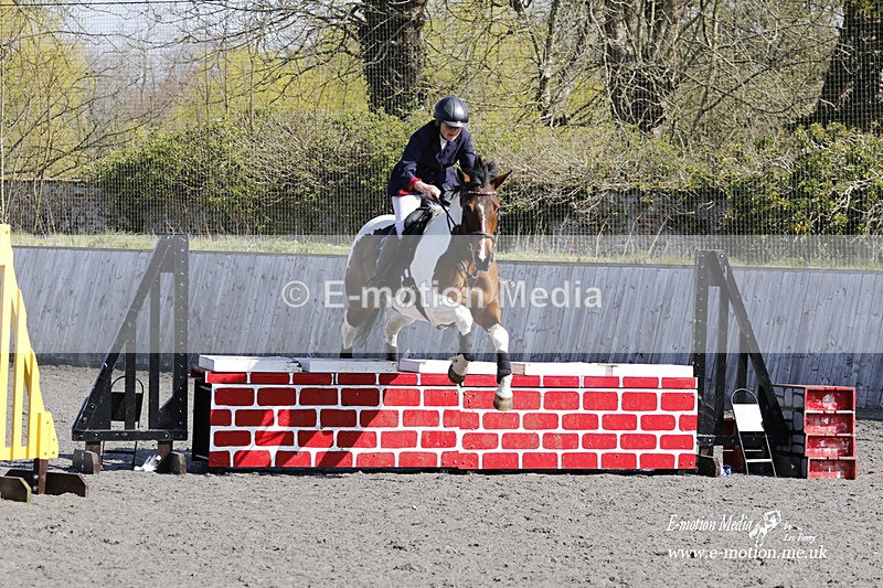 _EST1085 - Bourne Valley Riding Club Winter Showjumping 27/03/22