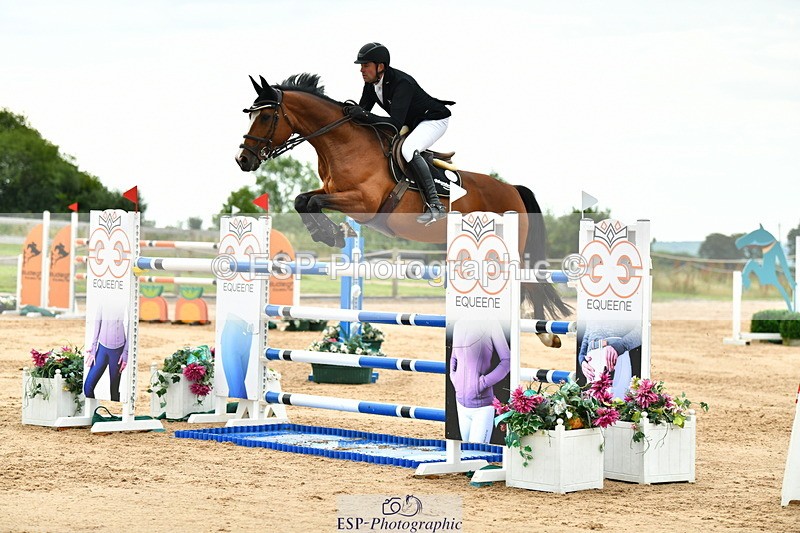 230720A-152655-03872 - Cls 9, 2 Star Big 1.40m Start to break