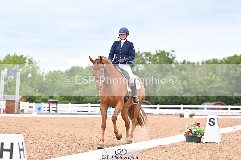 240817A-150056-09749 - 302-Charlotte.Billson-Killycloghan.Sun.King