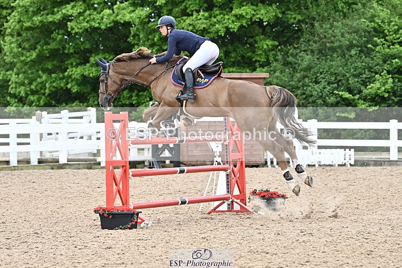 240523A-125538-01838 - Cls 4 Snr 1.20m Open