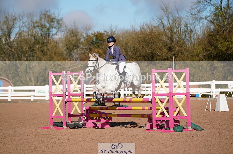 241027A-111056-02381 - SUN Cls 5 Pony Discovery and 90cm Open