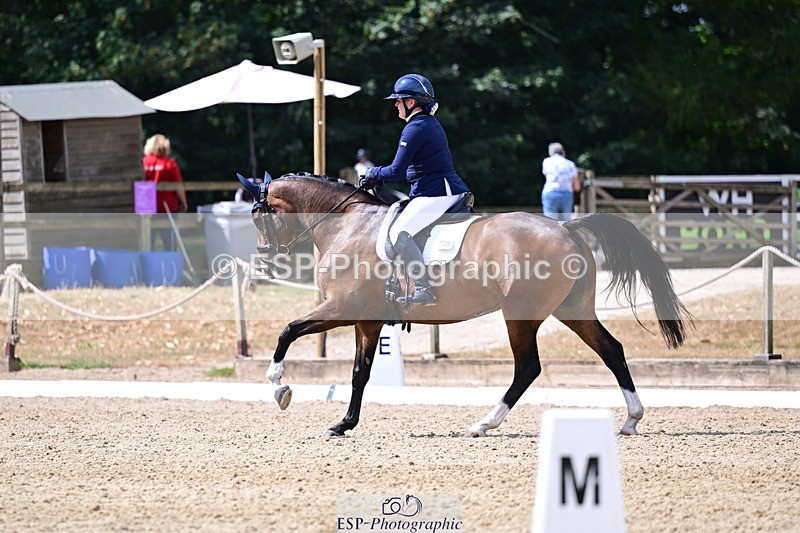 260802A-113906-06398 - Novice Bronze break - end