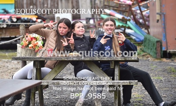 BPP_9585 - CLASS 20 SUN STX-UK Pony Foxhunter/ 1.10m Open