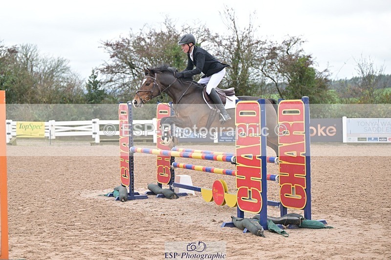 251116-120141-01301 - Cls 6 Pony Newcomers and 1m Open