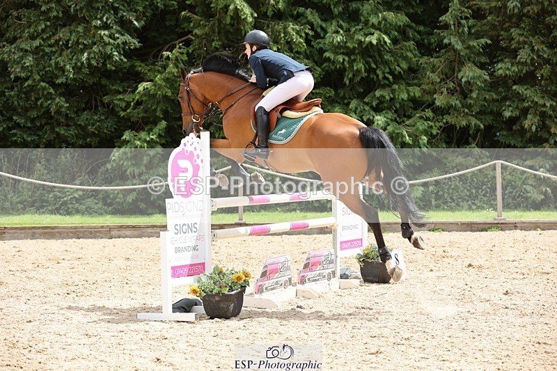 240711-123626-27187 - Cls 122 1.10m Amateur Quali