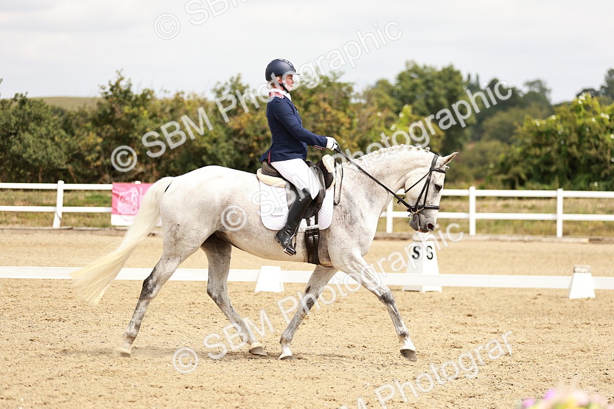 SBM_003016 - Class 6 - Novice 6 Silver - 11.34-12.20