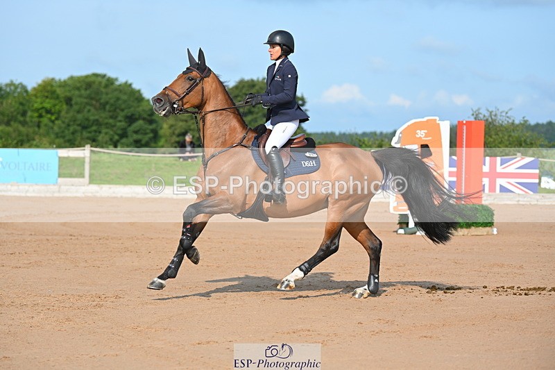 230721A-091159-04887 - Cls 2, 2 Star Small 1.30m