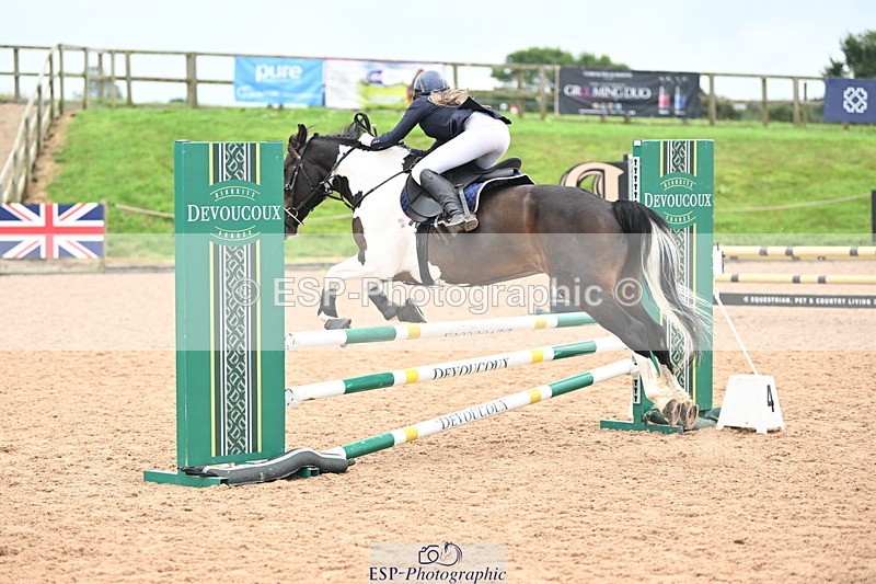 240907A-122547-01613 - Cls 3 Pony Medium Team 80cm & 90cm