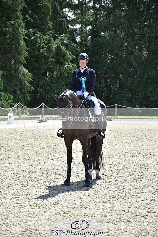 230811-131416-01491 - Adv Medium Silver Presentations