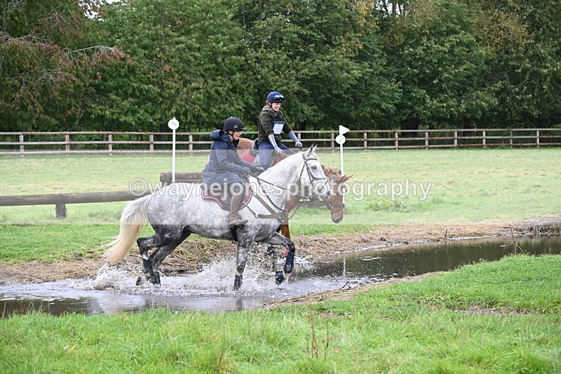 WJ6_2813 - Time at Photographer 11:01 to 11:20