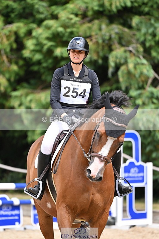 250802A-134119-03352 - F-254-Lucie.Bouchet-HALLOWEEN.NOUV