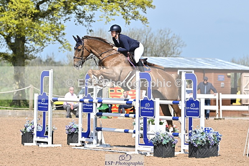 240509A-110216-01018 - Cls 9 Snr 1.20m Open