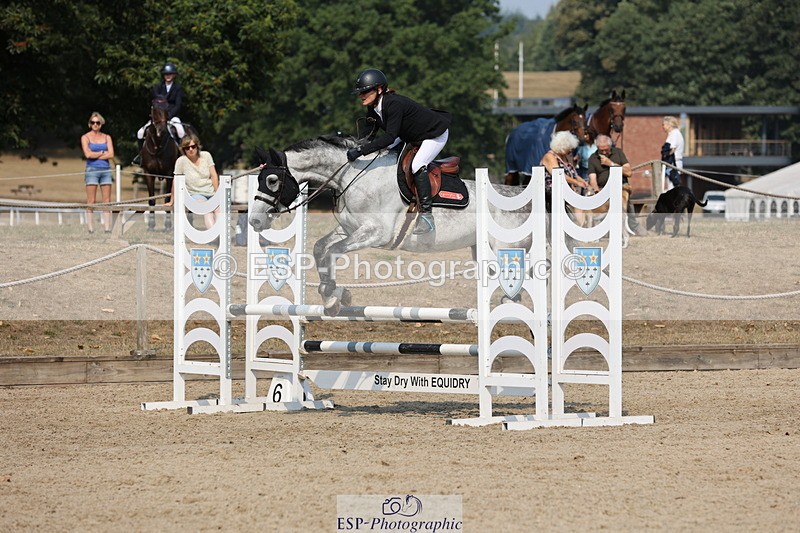 250816A-104500-00830 - Cls 3 Snr British Novice