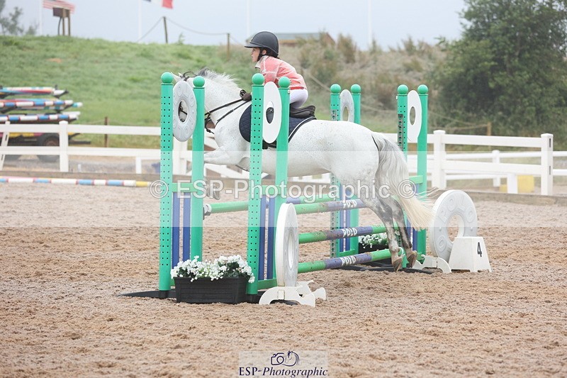 240630A-093702-11554 - Cls 30 British Novice and 80cm Open