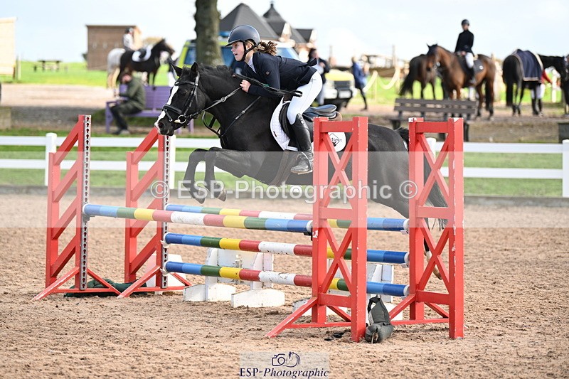 241026A-115015-00802 - SAT Cls 8 Pony Discovery and 90cm Open