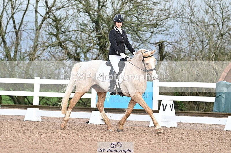 240218A-094303-04820 - 176-Kim.Walker-Dom.Perignon