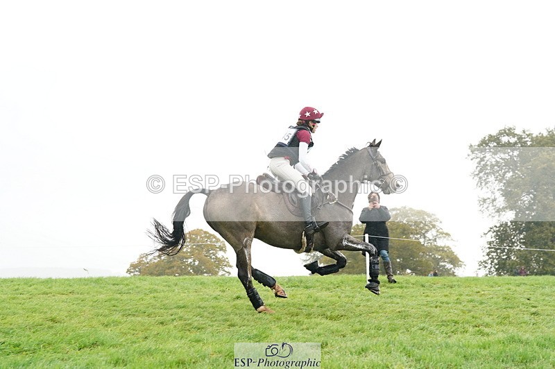 251025A-101904-17059 - D-345-Neve.Webber