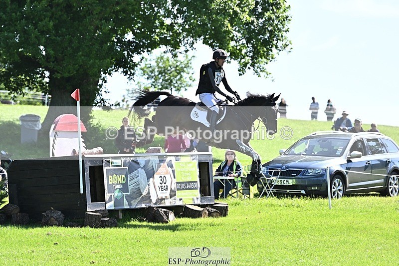 240525-100421-11798 - 316-LB_METTAPHOR-Tom_Rowland